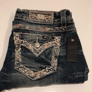 NWT MISS ME JEANS CAPRIS CROPS JEANS 29 signature bling